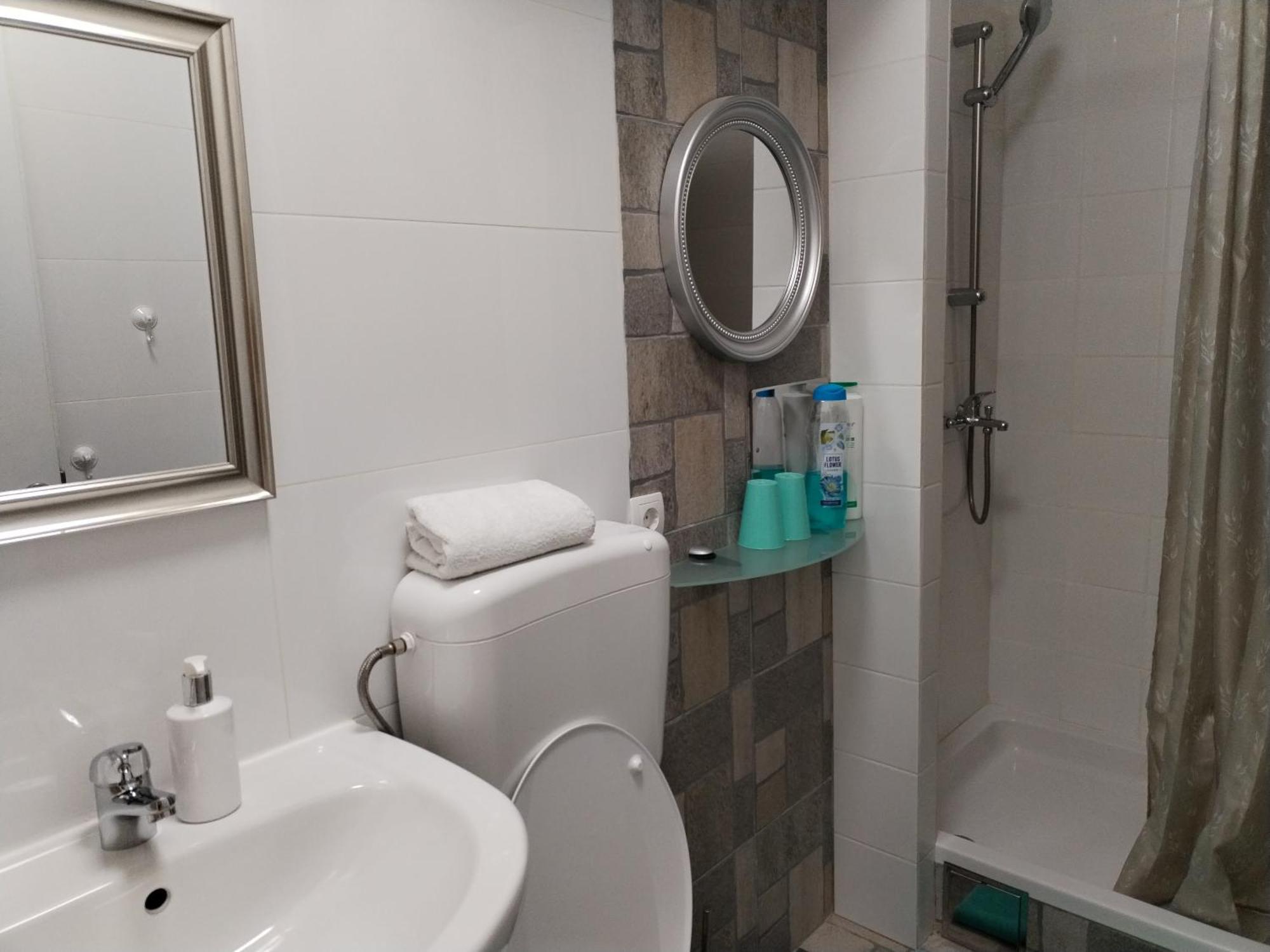 Apartment Suzana 2Br Split With Balcony Ngoại thất bức ảnh