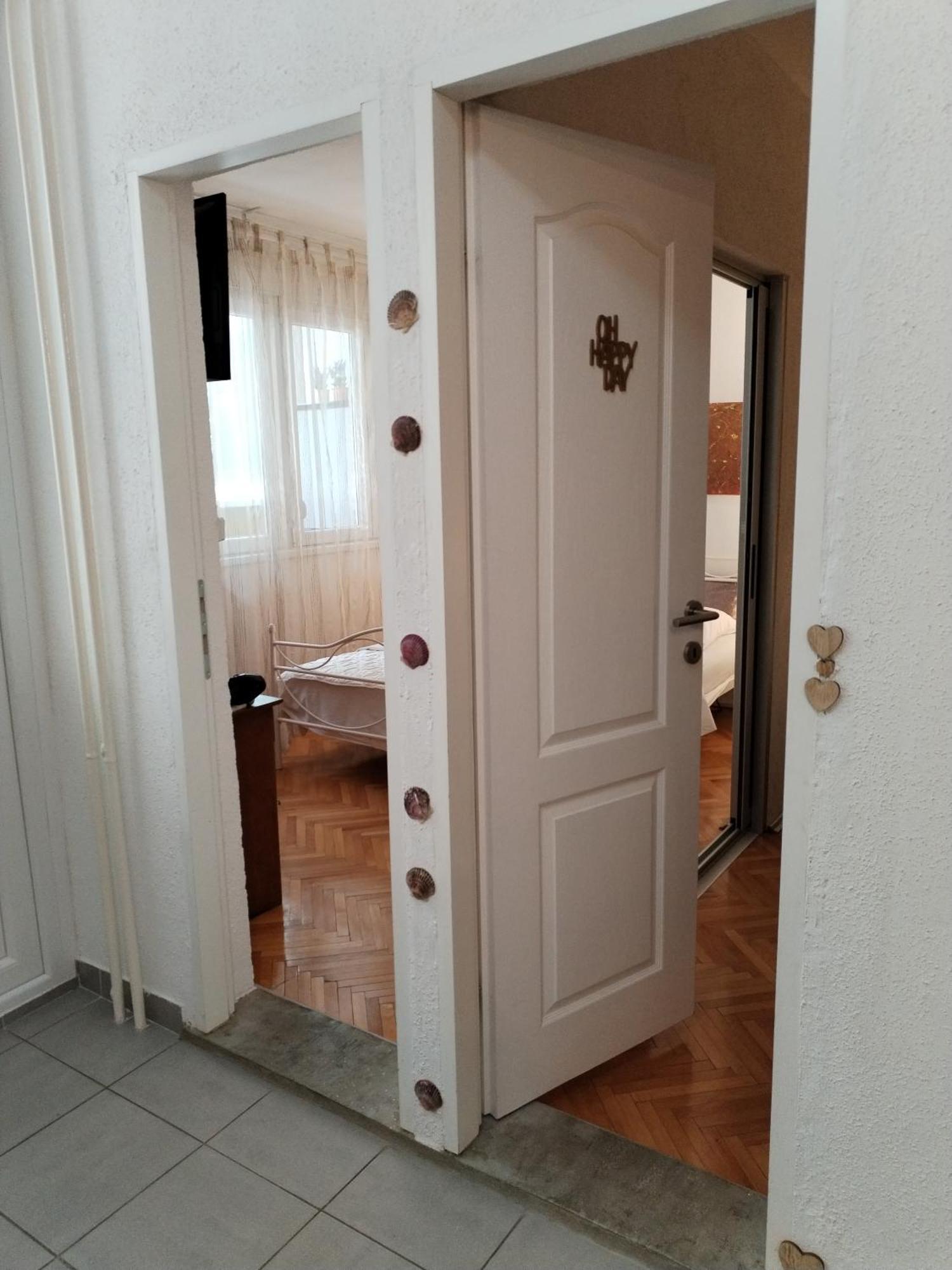 Apartment Suzana 2Br Split With Balcony Ngoại thất bức ảnh
