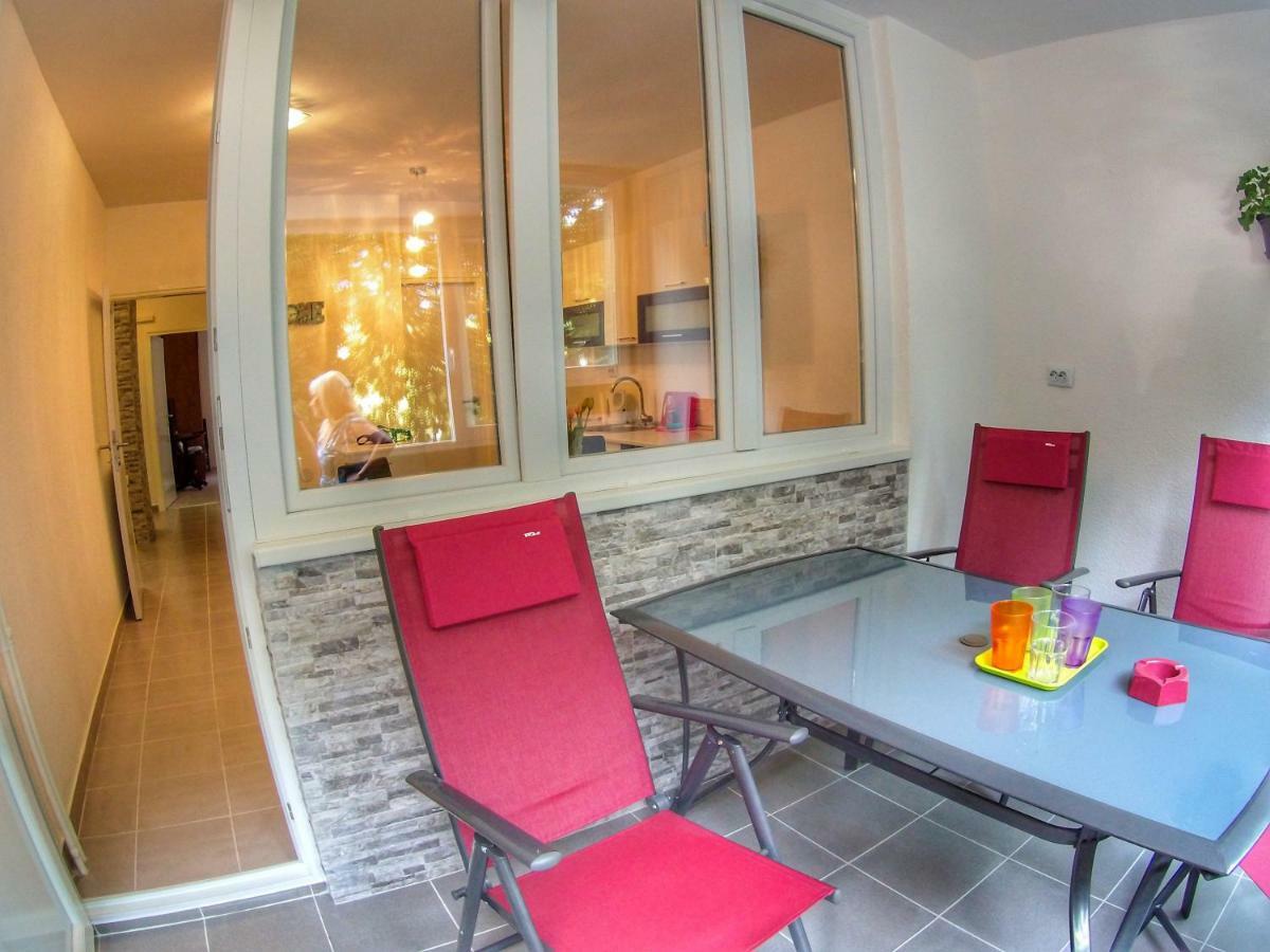 Apartment Suzana 2Br Split With Balcony Ngoại thất bức ảnh